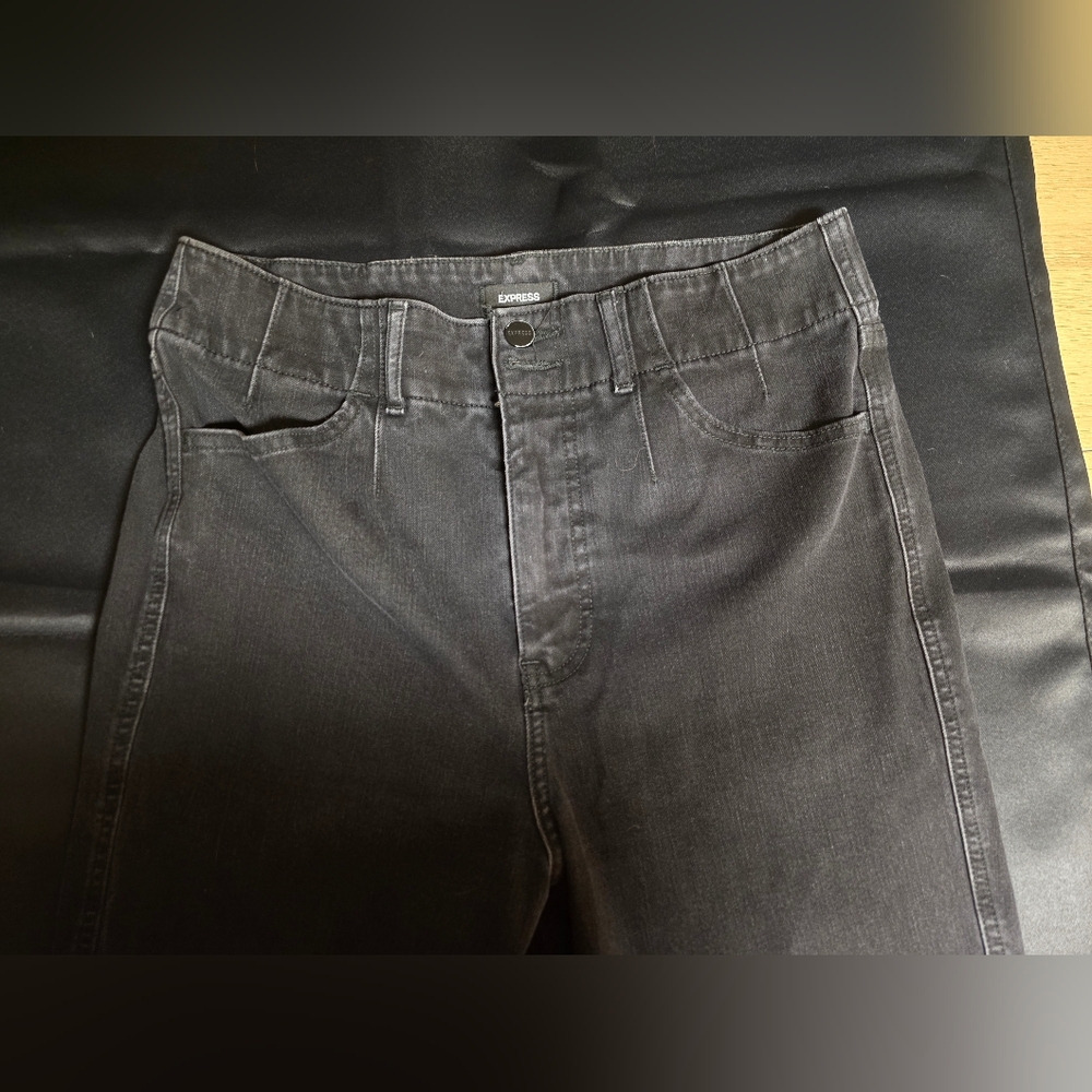Black-ish Express Jeans